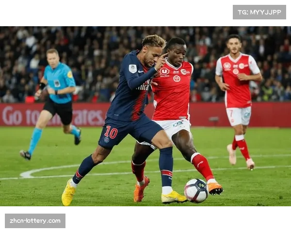 巴黎圣日耳曼主场失利 多打一人优势未能转化为胜势